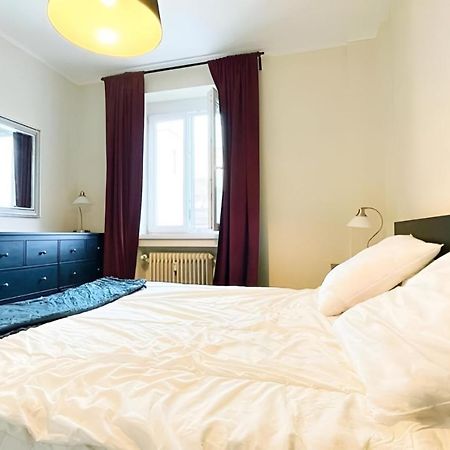 City Center Apartment In Middle Of Братислава Екстериор снимка