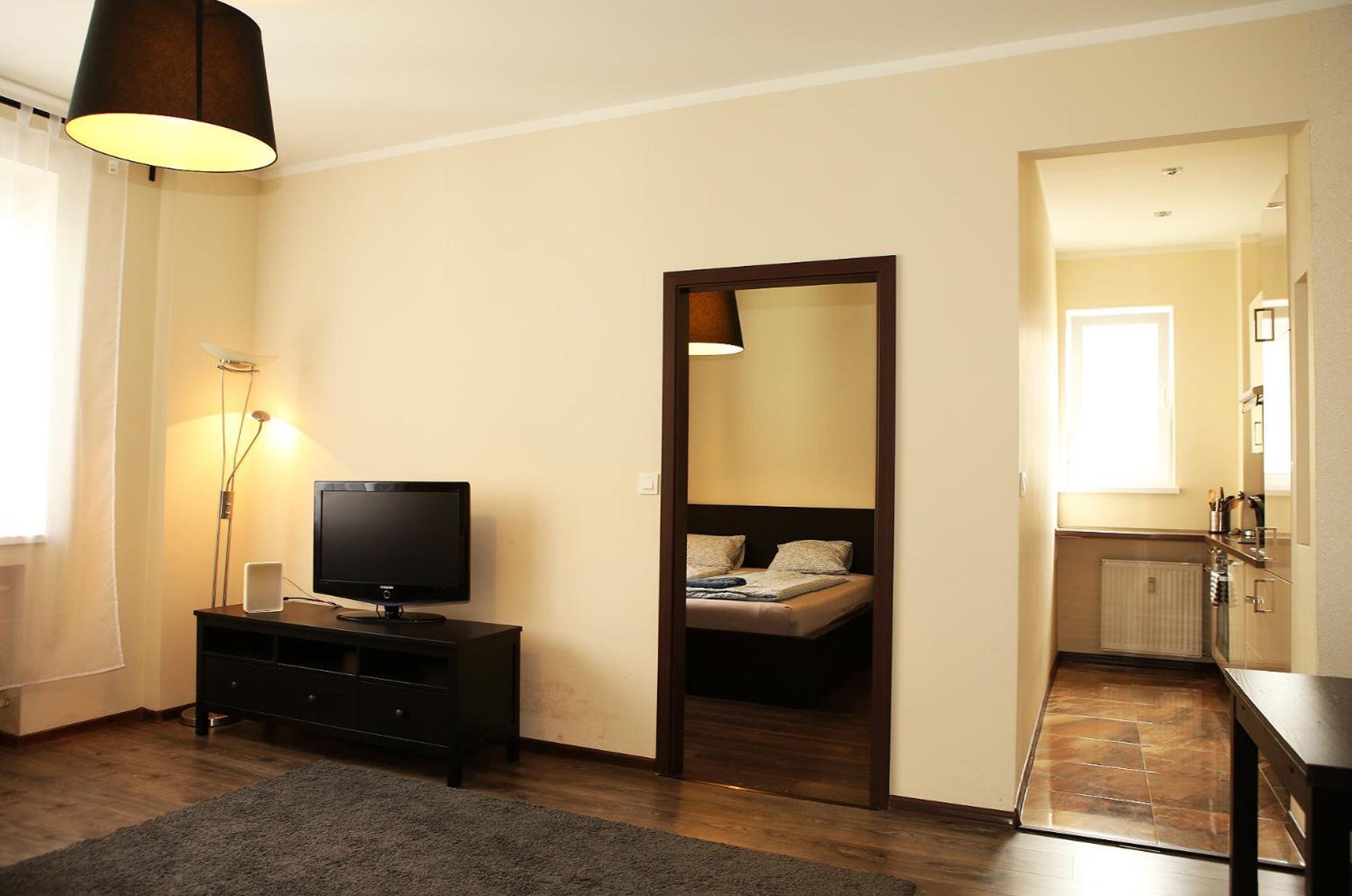 City Center Apartment In Middle Of Братислава Екстериор снимка