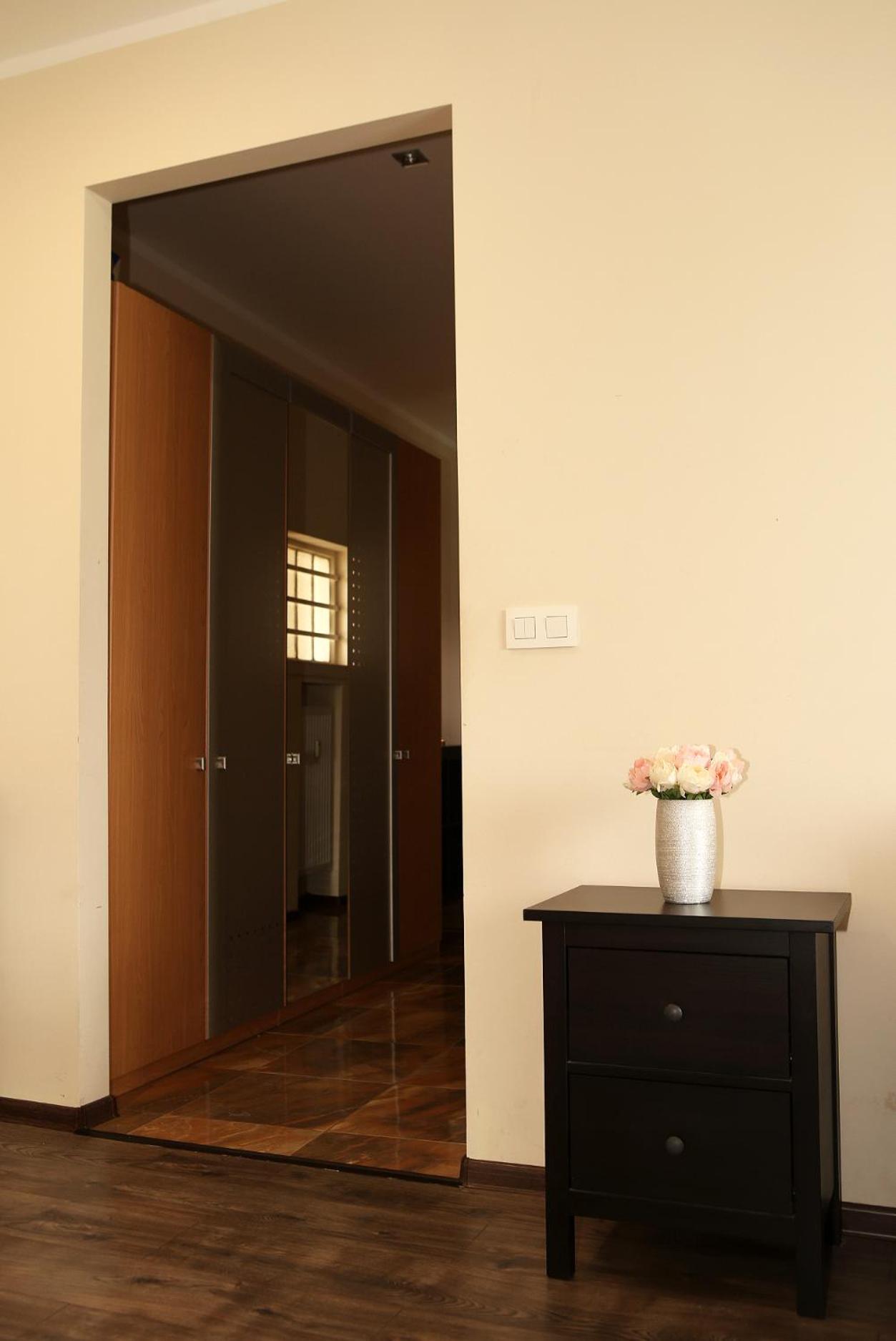 City Center Apartment In Middle Of Братислава Екстериор снимка